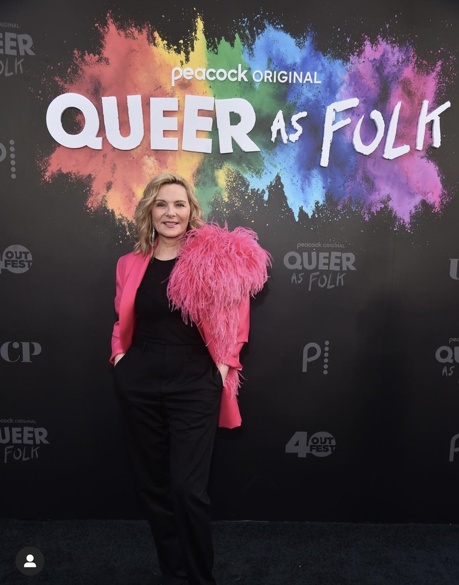 KimCattrall's tweet photo. Great seeing everyone at the #QueerAsFolk premier. Happy Pride! 🏳️‍🌈 https://t.co/TSadDqFF0u