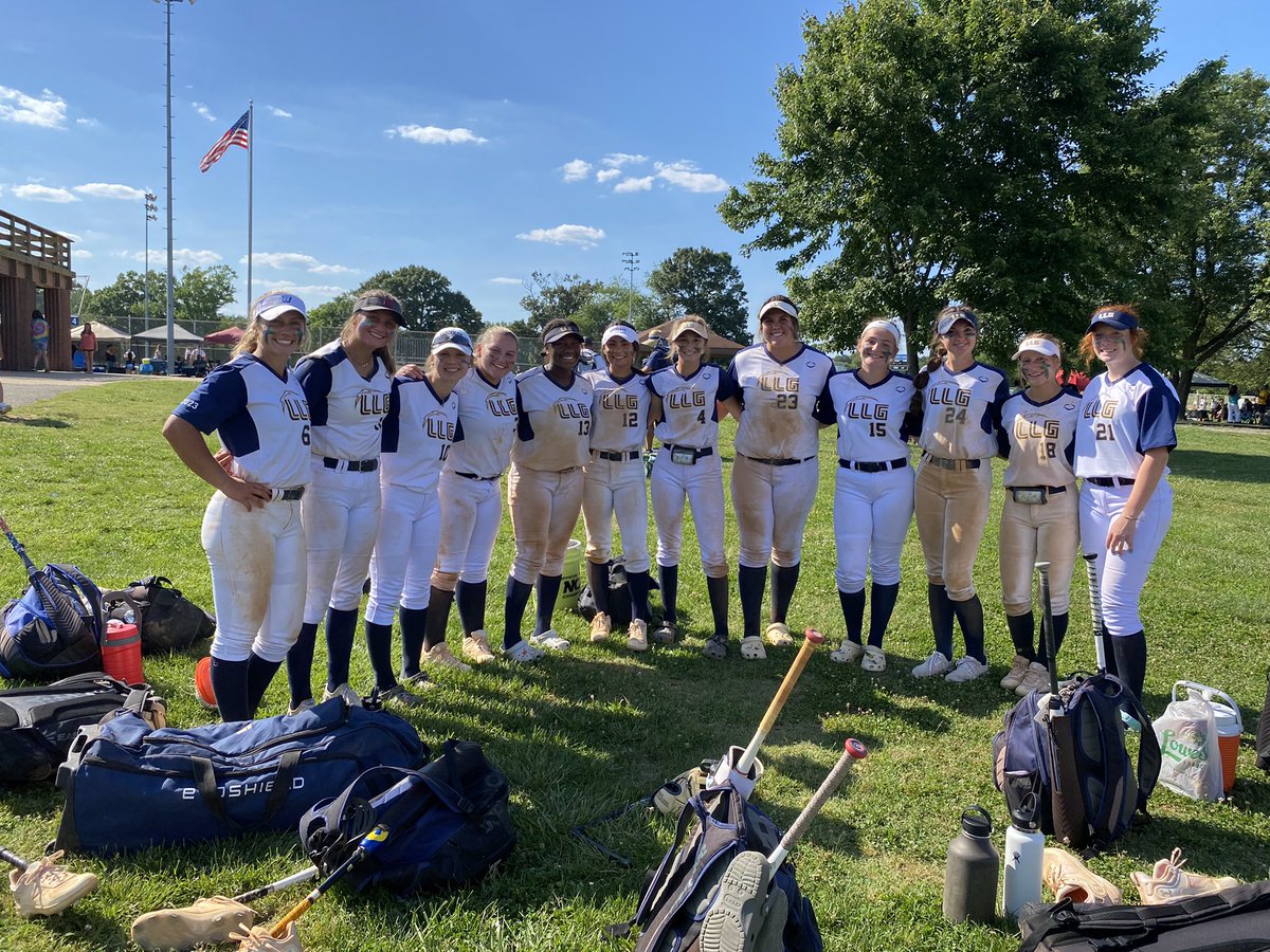 We are all smiles over our #1 seed status in the ACFL Summer Starter! Our first bracket game is noon tomorrow! <a href="/StarzGold/">StarzGold</a> ⚡️#getstruck