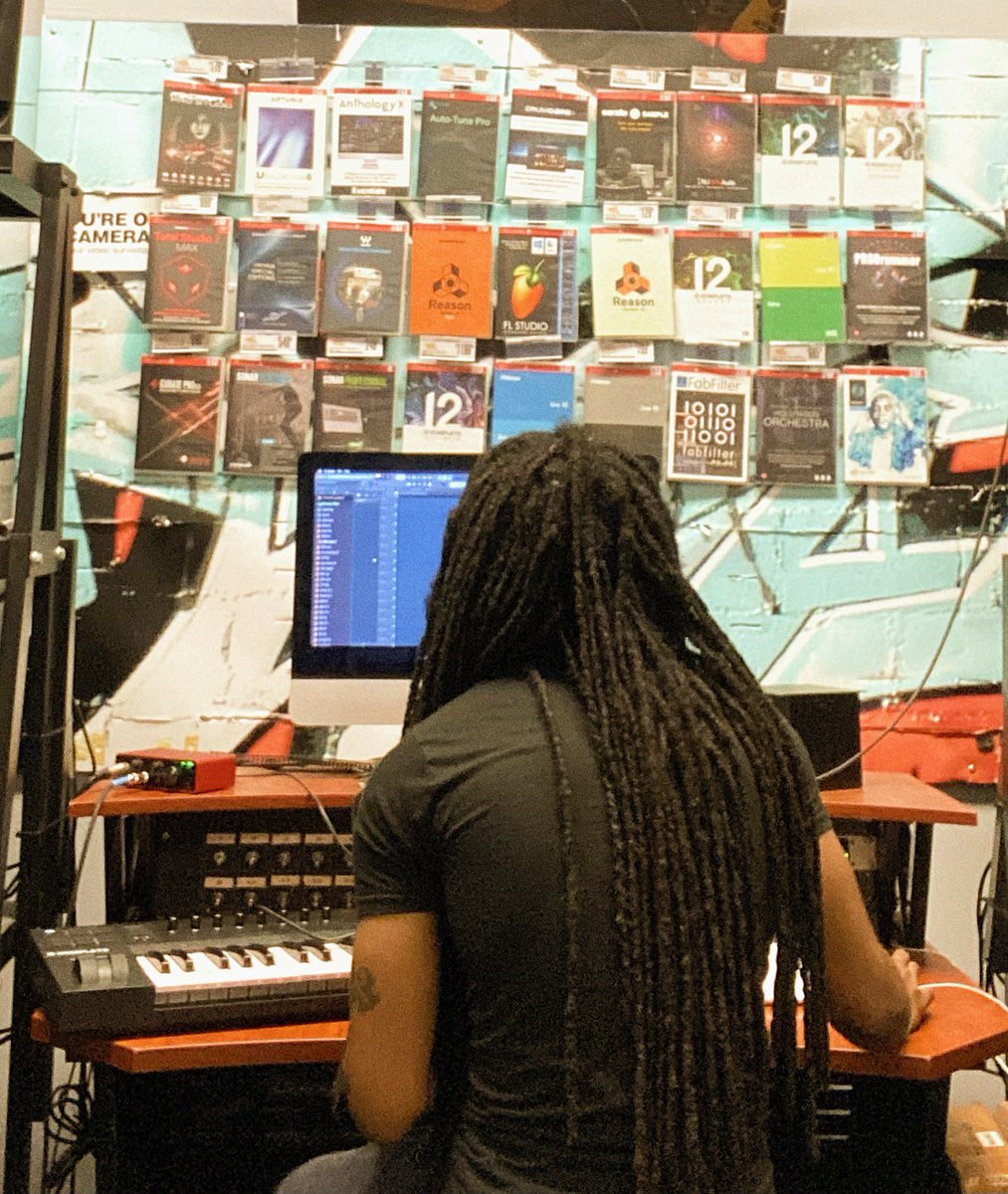 Kbdropdat's tweet image. Who need beats?🔥
All Artists Tap In Let’s Work 🗣‼️

Dm Me Or Hit The Link To Check Out My Beat Store Catalog 

kbdropdat.beatstars.com