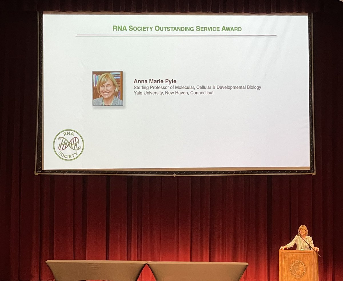 #RNA22 Congratulations to Anna for winning the RNA Society Outstanding Service Award!@RNASociety