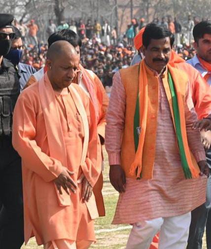 sdpandeybjp's tweet photo. उत्तर प्रदेश को उत्तम प्रदेश बनाने के लिए सदैव तत्पर,दंगा मुक्त,भय एवं भ्रष्टाचार को जड़ से खत्म करने वाले माननीय मुख्यमंत्री पूज्य महराज आदरणीय श्री @myogiadityanath जी को जन्मदिन की हार्दिक बधाई एवं शुभकामनाएं ।

मैं ईश्वर से प्रार्थना करता हूं कि आप सदैव स्वस्थ रहें। https://t.co/WxpN2kXBJN