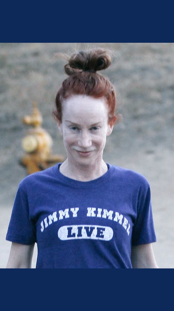OY777OY's tweet photo. Like for Johnny Depp and retweet for Kathy Griffin https://t.co/hppHE0HwUA