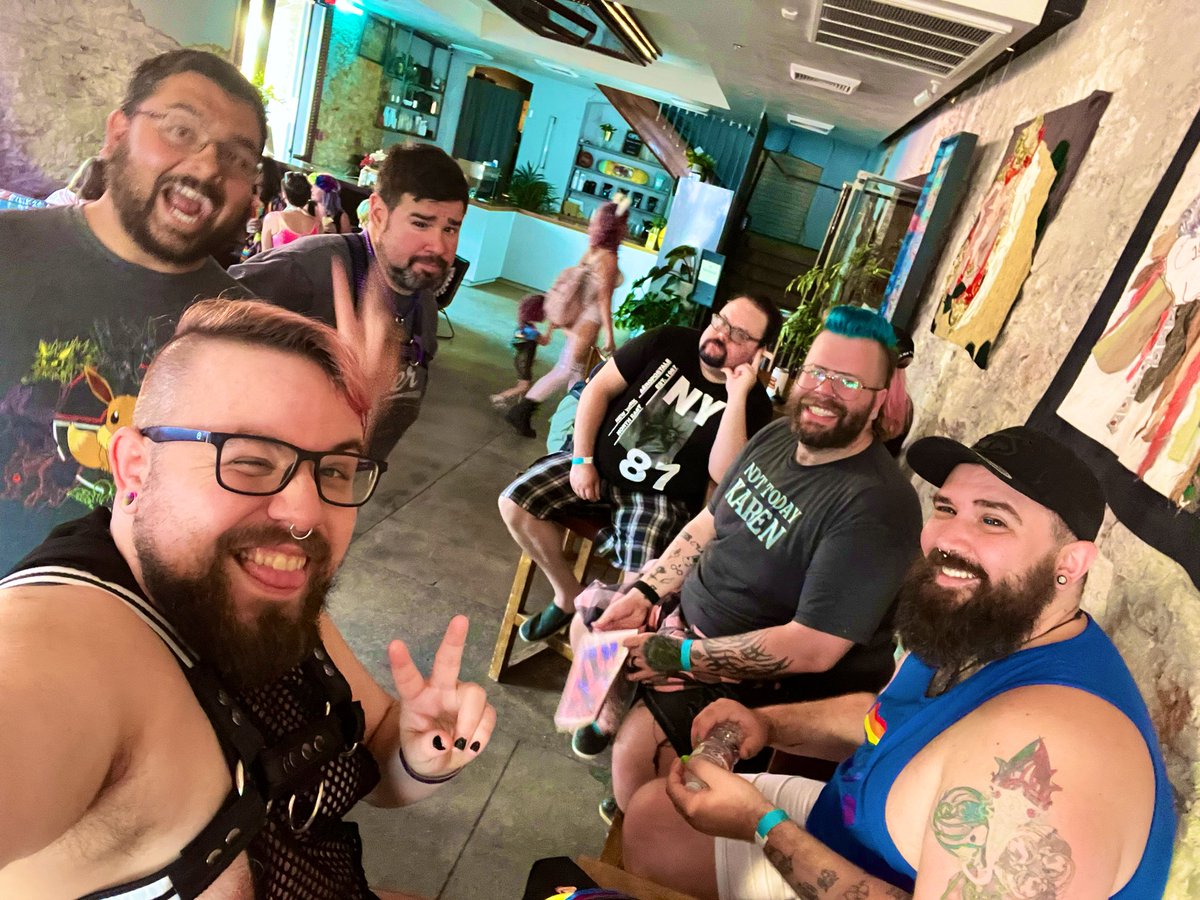 LyellDaWoof's tweet photo. Happy #queerbomb #austin !! https://t.co/1VHia8gHIR