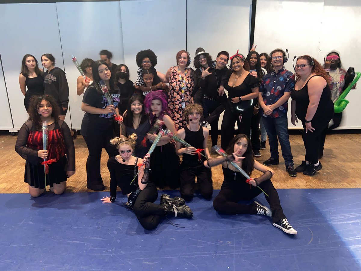 bmstheatrecomp's tweet photo. Congratulations to the best cast in middle school theatre and my impeccable volunteer production team on an incredible run this weekend, and thank you to all those who came out to support! @belleville_ps @RomainRoyal1 @_katiedolan @BabyCeli_2 https://t.co/jPuOqEFM9g