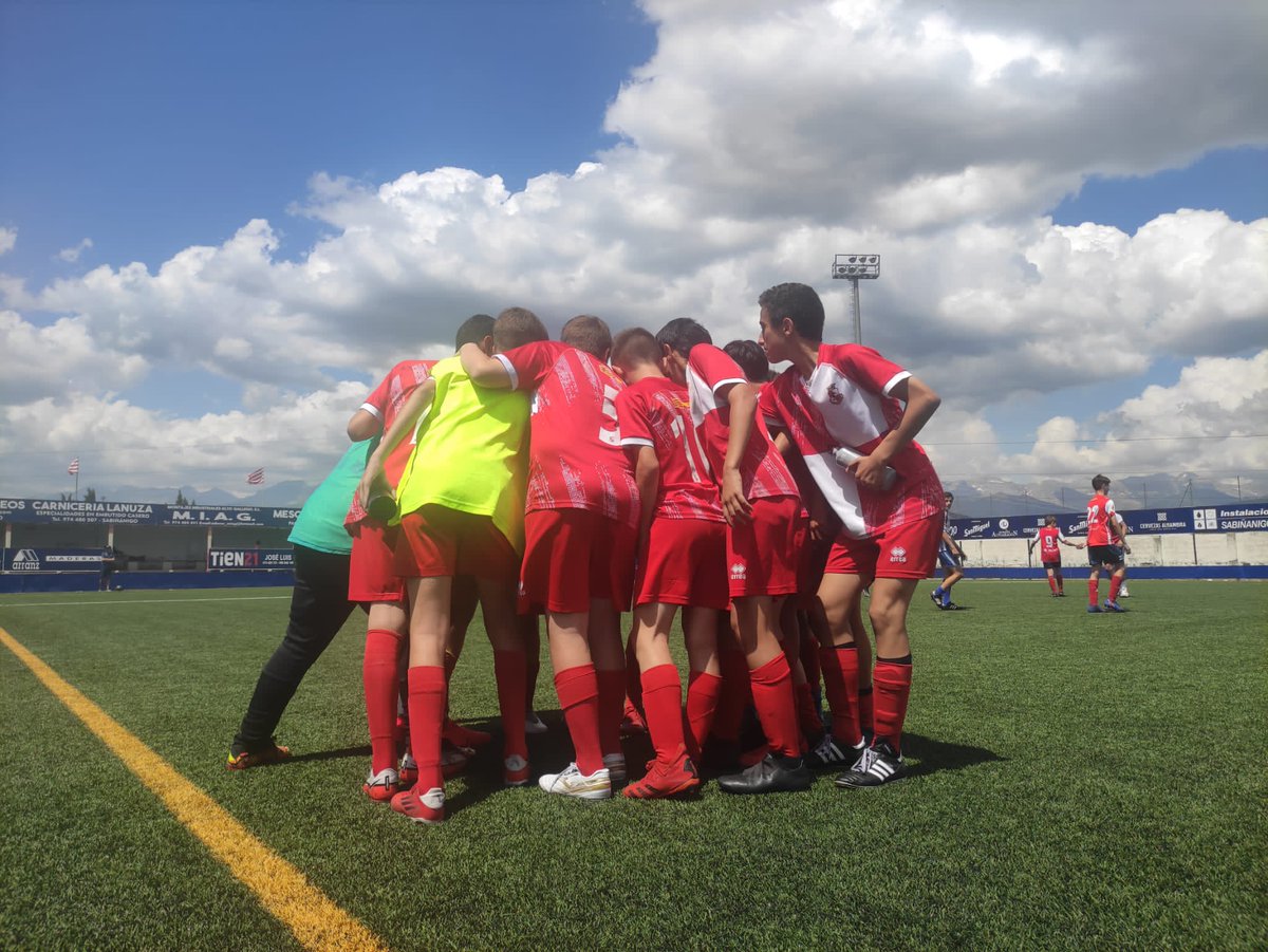 ActurPIglesias's tweet photo. ⚽ TORNEO |
Nuestro Infantil C terminó como 7° clasificado su participación en el Torneo de Fútbol 7 de Sabiñánigo.
¡Mil gracias por la invitación!
¡Gran trabajo, chicos!
#TodoAlRojo 🔴⚪
#VamosAPI 🔴⚪
#SomosActur https://t.co/Ue0ubirtHK