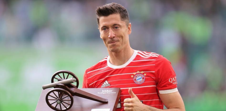 mundodeportivo's tweet photo. 🗣 #EncuestaMD a los socios del Barça

👉 Lewandowski, el fichaje deseado por la afición del Barça

https://t.co/EZx9oCSYD5 https://t.co/BY17JaP9Yq