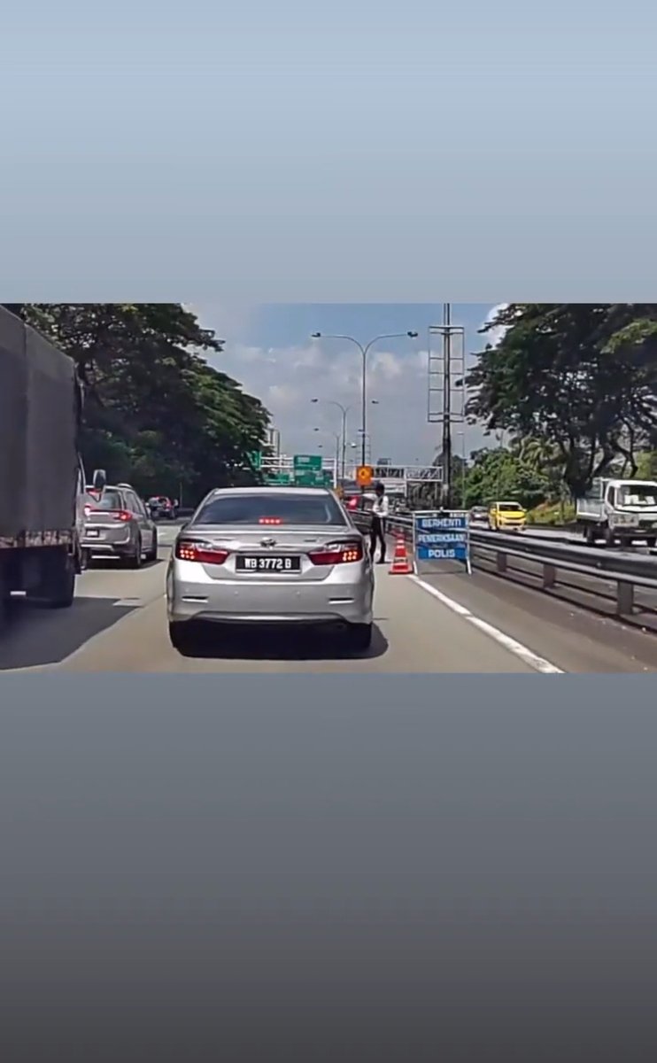 alicewoon's tweet photo. #speedtrapdesapetaling https://t.co/5YTBYGw4QE