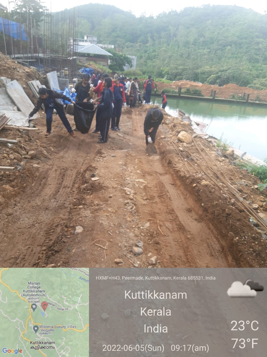 NCC_KER_LAK_DTE's tweet photo. #NationalCadetCorps #PuneetSagar This was followed by conduct of the cleanliness drive on  the river banks and bed of Azhutha(A tributory of Pamba River) River near Peermade and Kuttikanam Reservoir. Event was attended by 389 cadets &amp; 22 Staff members
@HQ_DG_NCC @drajaykumar_ias https://t.co/wyMUluRGFq