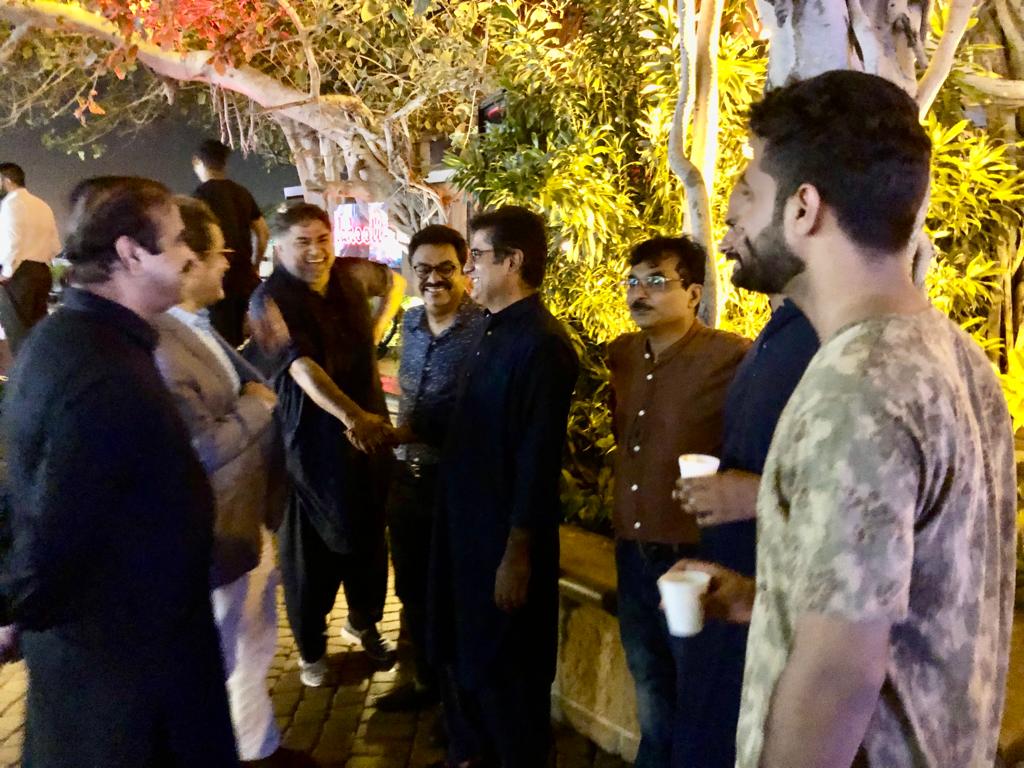 aaftabkhaskheli's tweet photo. On the first Day of #LahootiMelo2022  with @fayaz_naich ,@RiazSangi @HullioSikandar . @LahootiMelo
Thankyou for organizing this festival which provide us opportunity to meet with different well known journalists of #Sindh . 
#CelebratingIndus #GhotkiFestival 
#WorldEnvironmentDay https://t.co/IlDfZr4S22