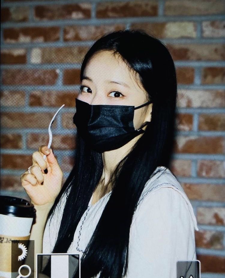 kaheipic's tweet photo. #VIVI #비비 #LOONA #이달의소녀 https://t.co/oEbA5Yyp4k