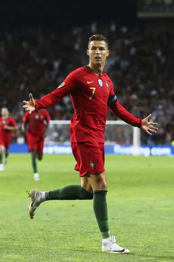 thefootyarena's tweet photo. If Cristiano Ronaldo scores FIRST against Switzerland today, we'll give away a brand new PlayStation 5 console to a lucky winner 🎮

Simply RT this and follow us to enter.

We'll pick a winner tomorrow. Good luck 🍀 https://t.co/Ug9IppNewQ