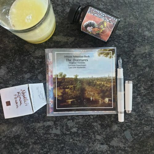 ClassicalCritic's tweet photo. #morninglistening to @BACH_JohannSeb #Overtures in their org.versions w/ @ConcertoCph, &amp; #LarsUlrikMortensen on #CPOrecords ♡

Amazon: https://t.co/0hCkCCSSyI

#classicalCDcollection #classicalMusic #classicalMusicCollection #EarlyMusic #BaroqueMusic #J… https://t.co/n1JdDSpriQ https://t.co/pthCEBwUk6