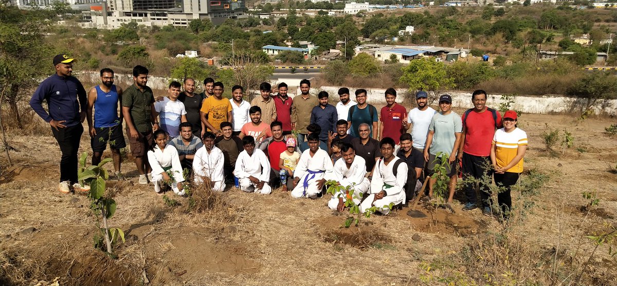 Pune_Go_Green's tweet photo. Hi All,
Update for #WorldEnvironmentDay celebration
☑️ Watering done
☑️ Pits Maintenance done
☑️ Planted 30 saplings
☑️ Plastic and trash collection done 
☑️ Tree Branches Trimming done.
Volunteers-35
Thanks,
🌳 #PuneGoGreen 🌳
#Pune #CleanHill #nature #PantATree #SaveSoil https://t.co/aEXVbbn2M6