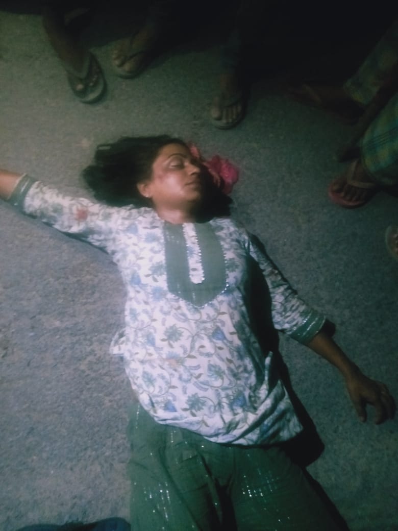 माननीय योगी जी ये एक रोजगार सेवक है एक्सीडेंट हो जाने के बाद इनके इलाज के लिए रुपया नही है प्रदेश के सभी रोजगार सेवक चंदा करके इनका इलाज करवा रहे है क्या यही आपकी नजर में समानता का अधिकार है