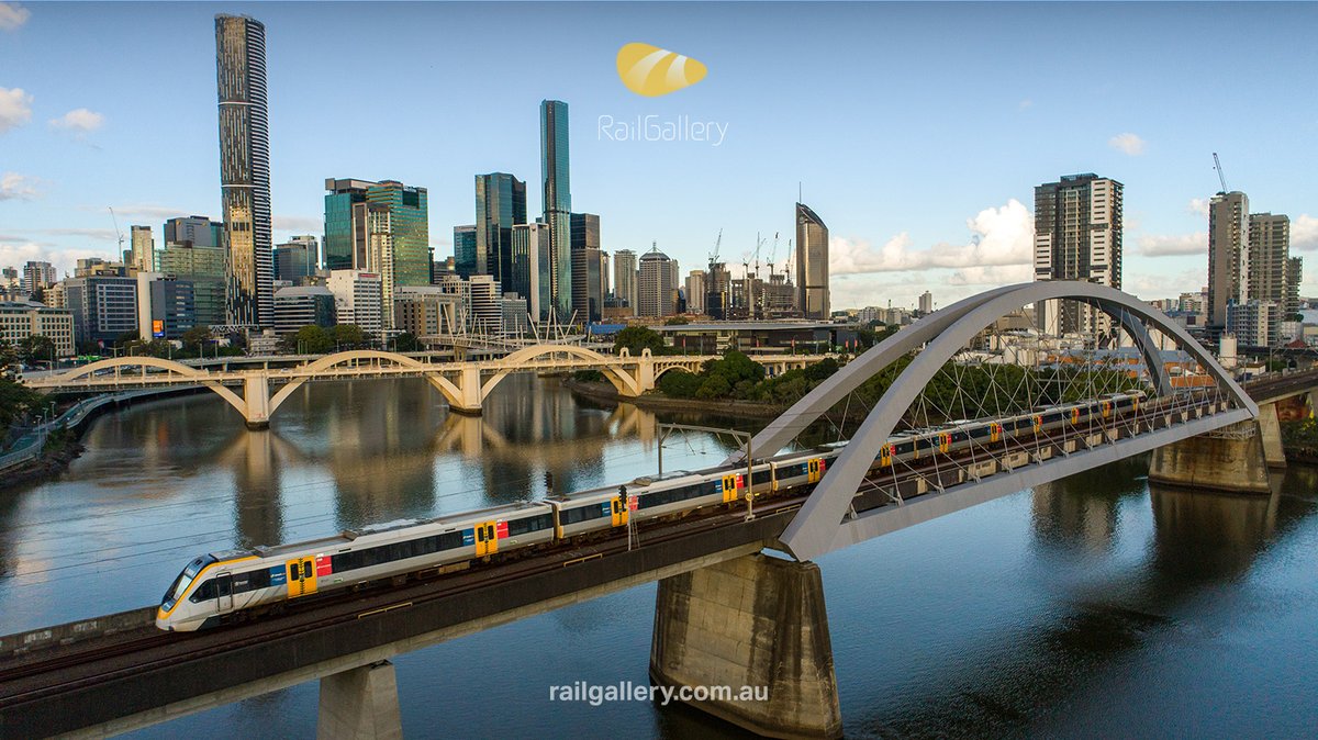 🚈A #modern, #efficent &amp; #frequent public transport is the backbone of every great city. #Photo: New Generation Rollingstock of #Queensland. railgallery.com.au

#publictransport #greatcities #rail #Brisbane #connecting #transportmarketing #industrialmarketing #railway #train