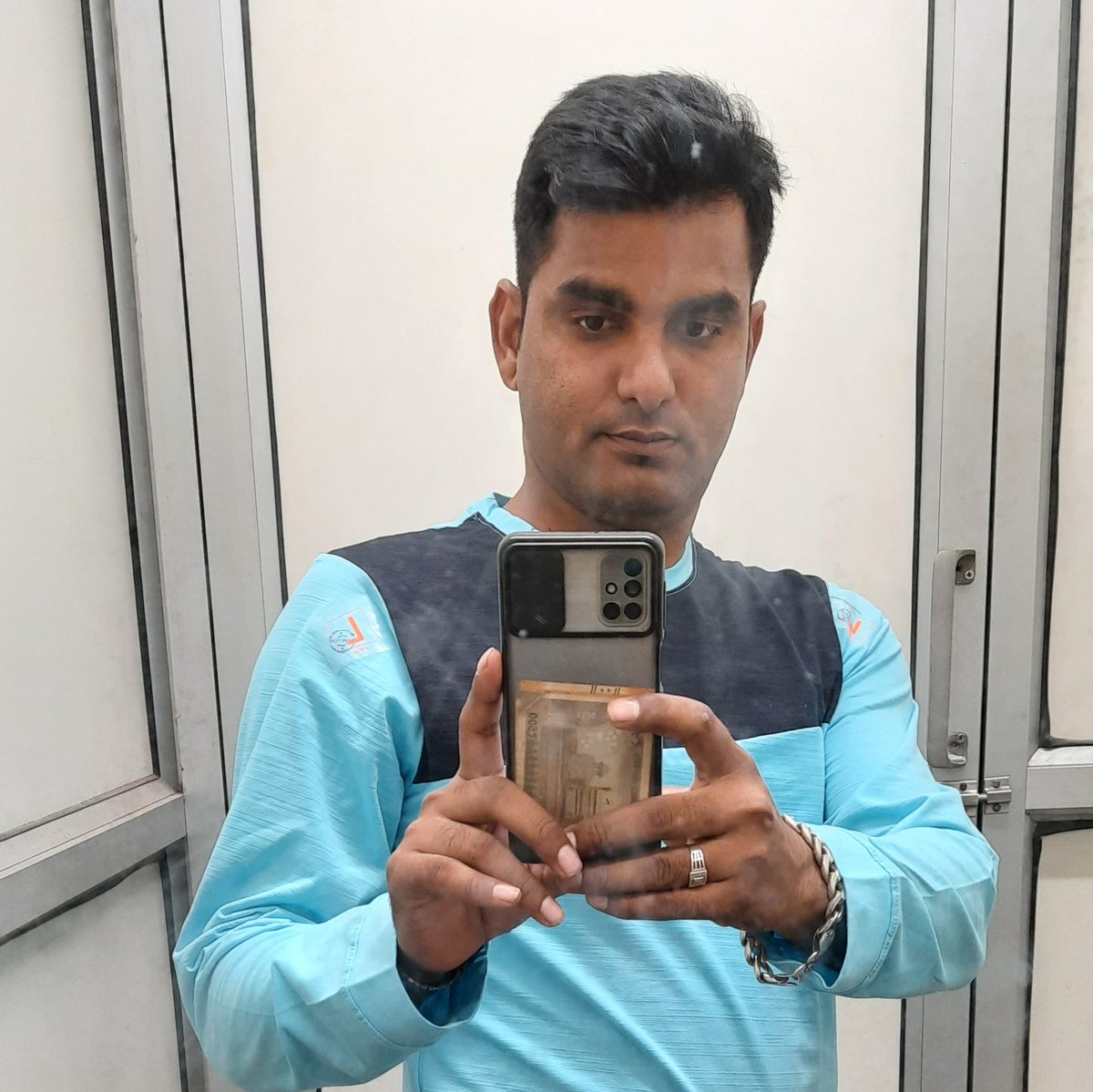 biramdevprakash's tweet photo. #NewProfilePic https://t.co/FiqC13lbSb