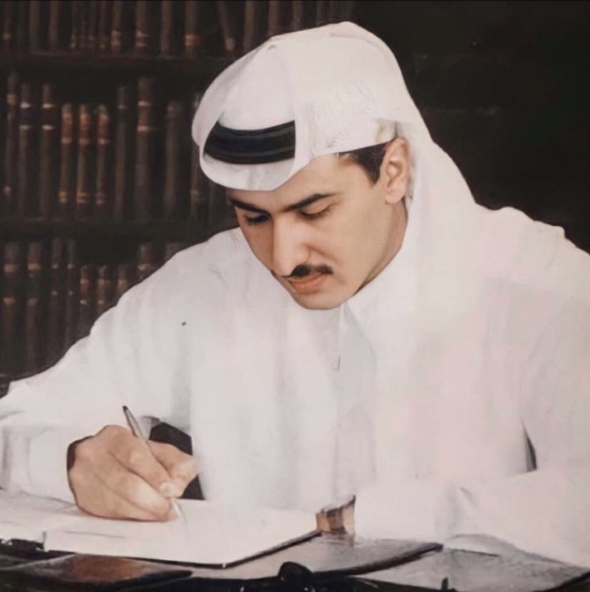 g11g4's tweet photo. .
ليت العمر طوله على قد الافعال 
حتى الردي يفنى ويبقى هل الطيب
.
 #طلال_الرشيد https://t.co/U7jTY5hTP5