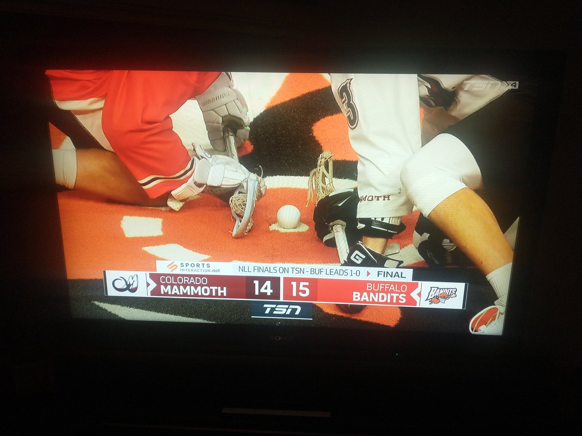BfloBeer's tweet photo. Bandits win. Next Saturday they can take the championship. https://t.co/gcg79dXd5N