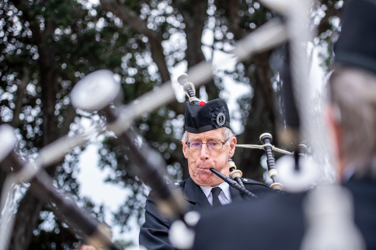 1/2 Congratulations, your Majesty🇬🇧 The Royal New Zealand Navy Pipes Band performed at the @NZNavyMuseum to celebrate her Majesty Queen Elizabeth II’s #PlatinumJubilee. #NZNavy