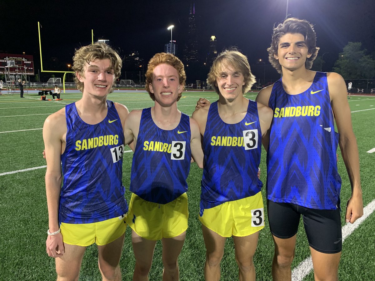 SandburgCC's tweet photo. 1600 performances tonight: 
Tunney 4:09.0
Rice 4:14.3
Anderson 4:20.4
Marquardt 4:21.0 https://t.co/uKJRFujiOK