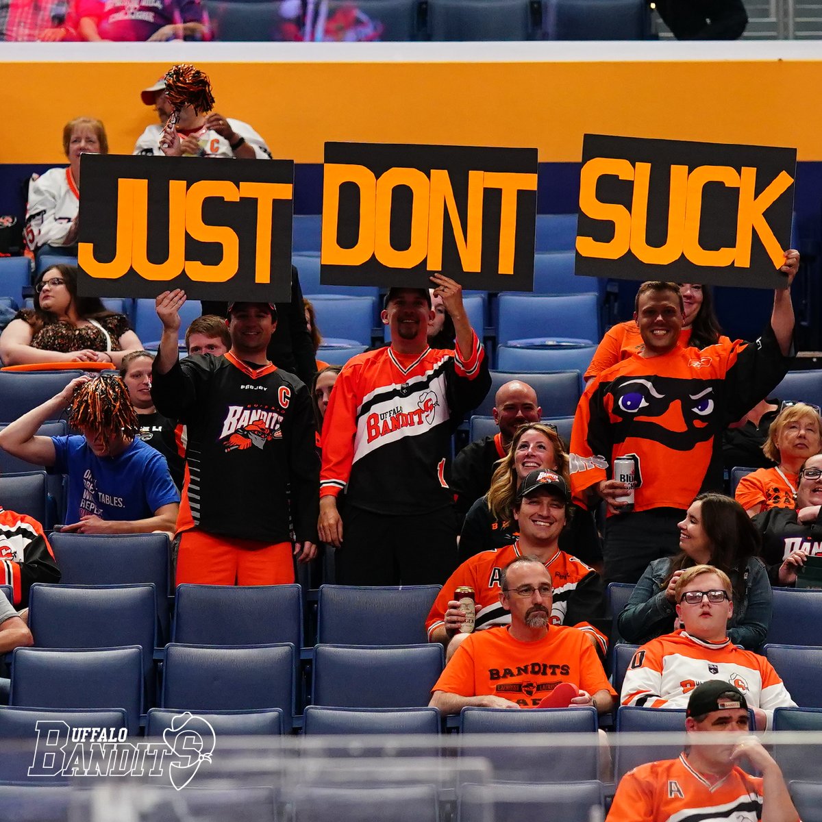 NLLBandits's tweet photo. Can confirm that @Tehoka1 did not suck tonight. 😎

#LetsGoBandits https://t.co/rgPWr0AD5P