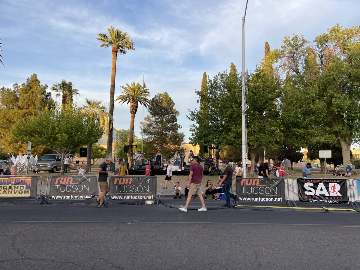 Hundreds of people are out in Tucson tonight for the 2022 TMC Meet Me Downtown 5K run.  Exercise, food, community, and music in the city.  <a href="/azpublicmedia/">AZPM</a> <a href="/azIllustrated/">Arizona Illustrated</a> <a href="/DowntownTucson/">Downtown Tucson</a> <a href="/tmcaznews/">TMC Health</a>