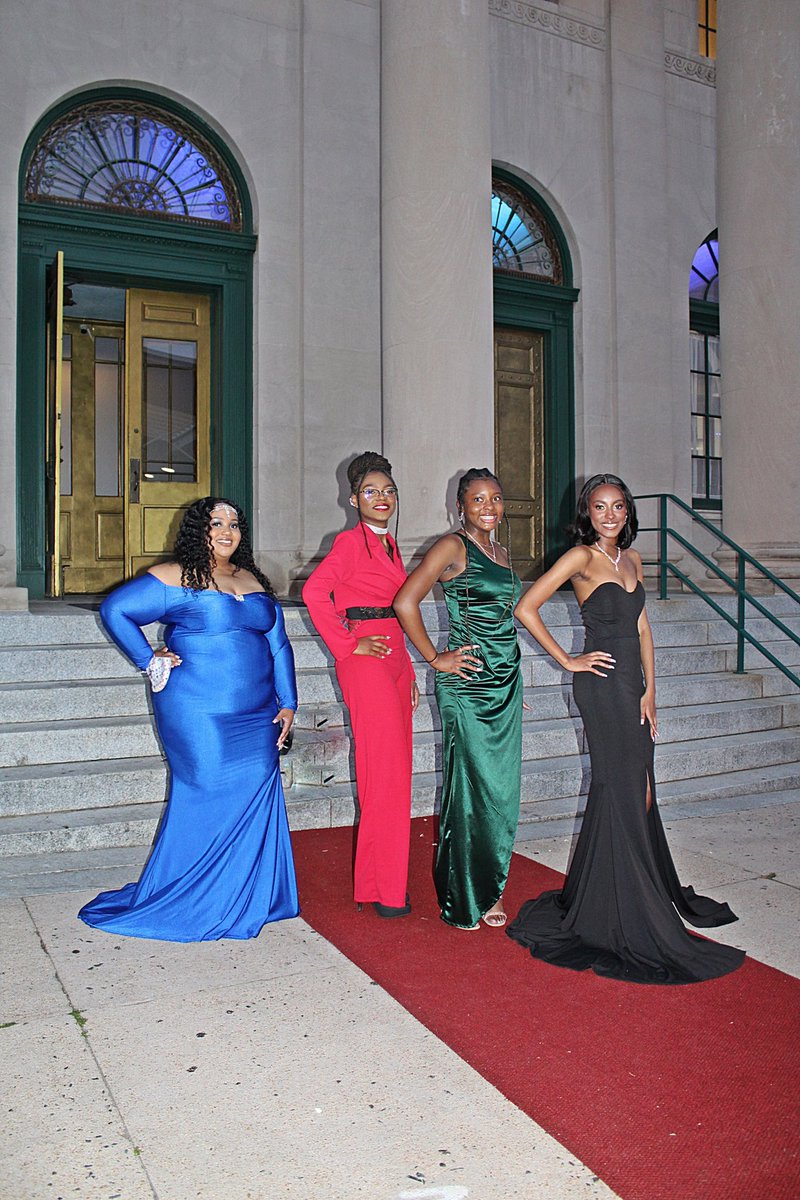 aagordonphotos's tweet image. #TheRedCarpet A May 20, 2022 Prom Shoot #prom #promshoot #winstonsalemnc #botanicalgarden #kernersvillenc #amazingaagphotography #seniors2022 #2022 #prom2022 #springtime
