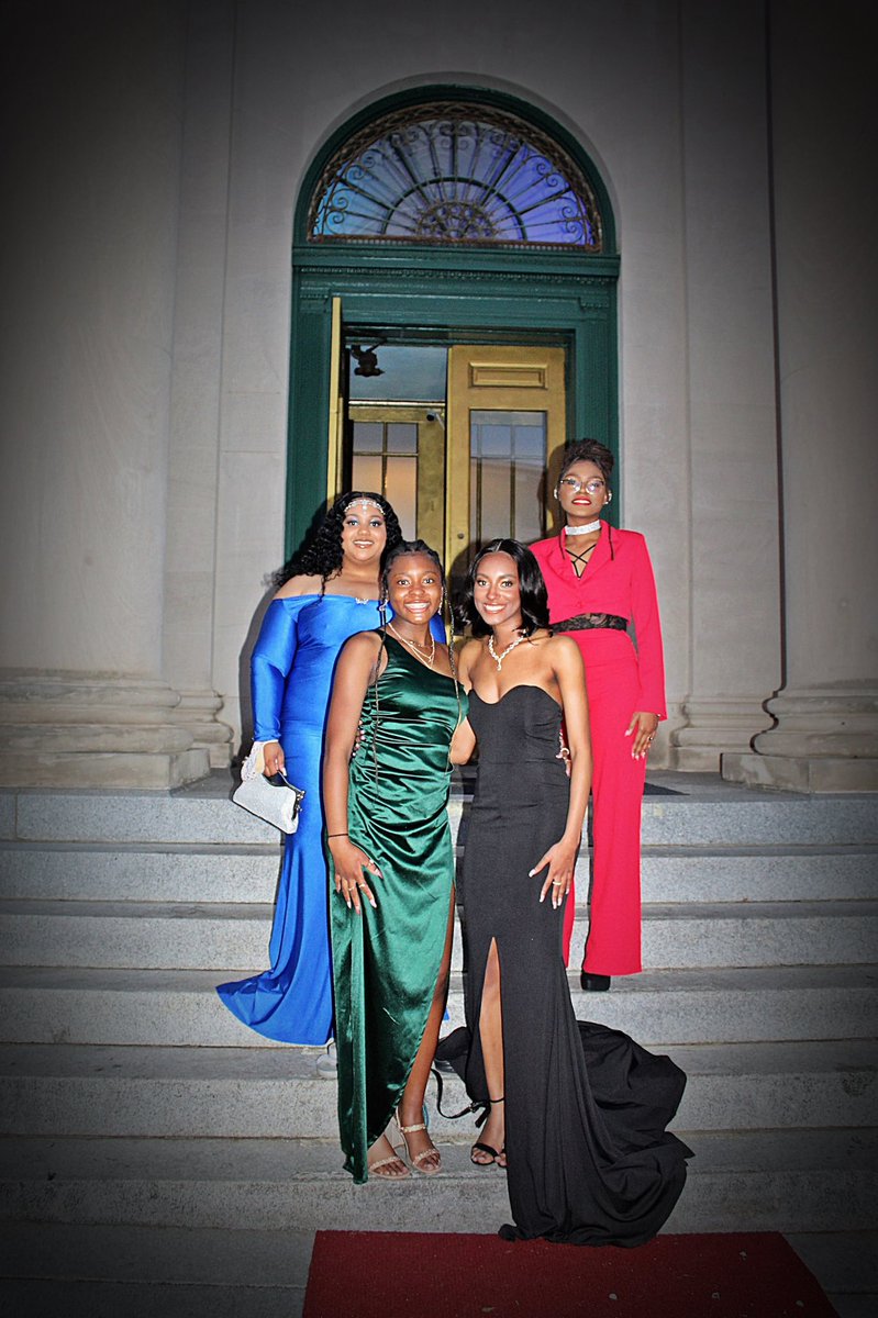 aagordonphotos's tweet image. #TheRedCarpet A May 20, 2022 Prom Shoot #prom #promshoot #winstonsalemnc #botanicalgarden #kernersvillenc #amazingaagphotography #seniors2022 #2022 #prom2022 #springtime