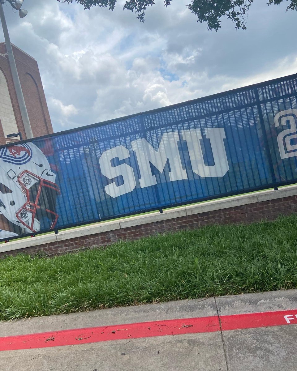 _MJohnson2024's tweet photo. Had a good experience at the SMU Camp @SMUFB @EarlGill10 @arelite7v7 @ArElite100 @lrtigerfootball @CoachDjSmith https://t.co/IMIQDIis9O