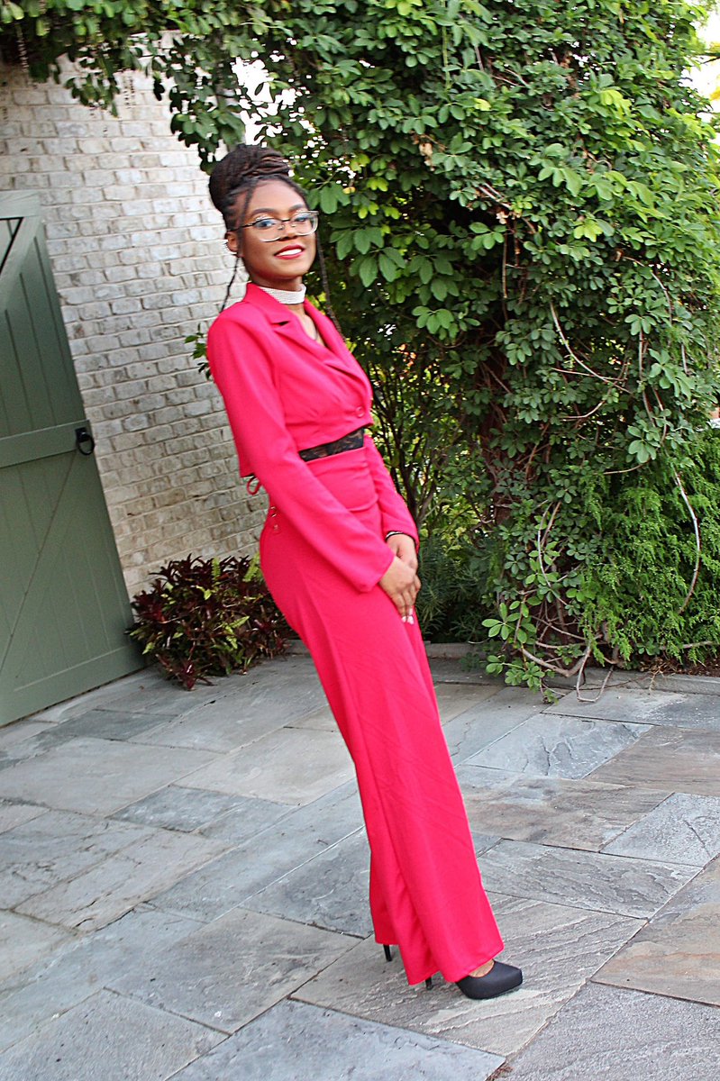 aagordonphotos's tweet image. A May 20, 2022 Prom Shoot #prom #promshoot #winstonsalemnc #botanicalgarden #kernersvillenc #amazingaagphotography #seniors2022 #2022 #prom2022 #springtime #portraits