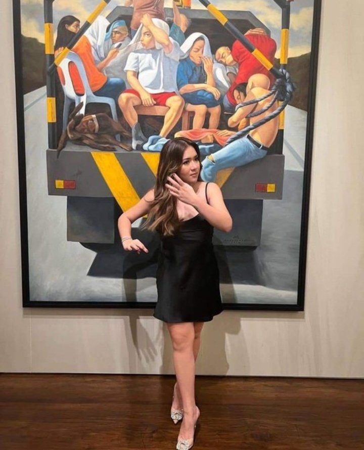 Celestinenism's tweet photo. RT @nicacortezz: You're my one and only Queen @LoveAQuinto  we love you!! 

WELCOME BACK ANGELINE!! 

@LoveAQuinto #AngelineQuinto https://t.co/ZYdWE5XwfZ