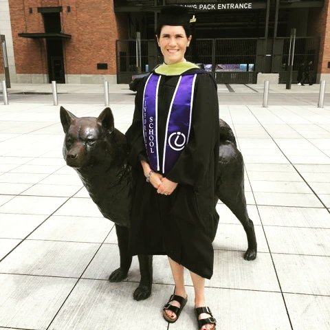 EWhinihan's tweet photo. Graduated today with my MLIS from UW's iSchool. What a hard 3 years it has been. Thanks to my family and friends for supporting me through constant stress & exhaustion. Go Dawgs! ππ #MLISClassof2022 #iSchoolConvocation #futurelibrarian https://t.co/lEPlOQvIHF