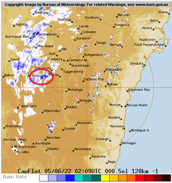 BOM_ACT's tweet photo. The temperature at #MtGinini is currently an icy 0C so from the radar it's currently #snowing about the peaks of the #Brindabella's. Lower down along the #CotterRiver we can estimate that it's 8C at #CorinDam, 10C at #BendoraDam and 13C at #CotterDam: https://t.co/rRC5x5Jo7Y https://t.co/lwGUmISi35