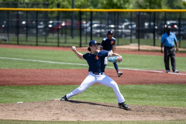 Read all about Carlson's eight inning gem and Crestwood's 5-2 win over the Giants here: crestwoodpanthers.com/news/?article_…