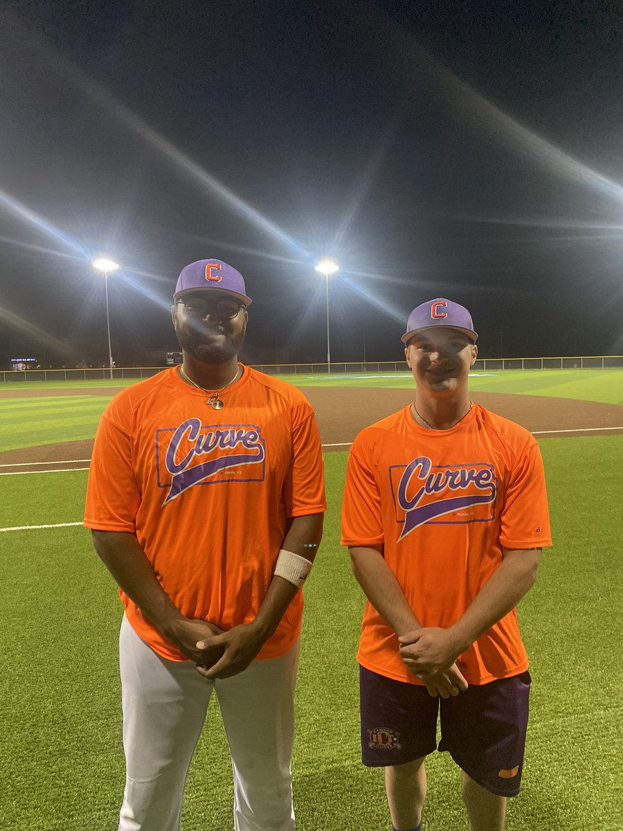 kansas_curve's tweet photo. Players of the game

@cole_askew 5 IP, 0 R, 0 H, 3 BB, 6 k’s

@tanque_3427 2-3, 2 2B, 2 BB https://t.co/t6nCaH9XGC