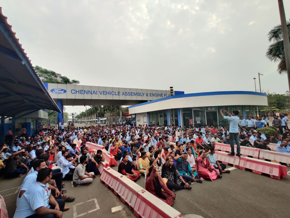 mgopalakris's tweet photo. @jimfarley98 
Ford India Chennai plant at 6 th day continues in employees protest-support and save employees. https://t.co/lAhT16GGgd