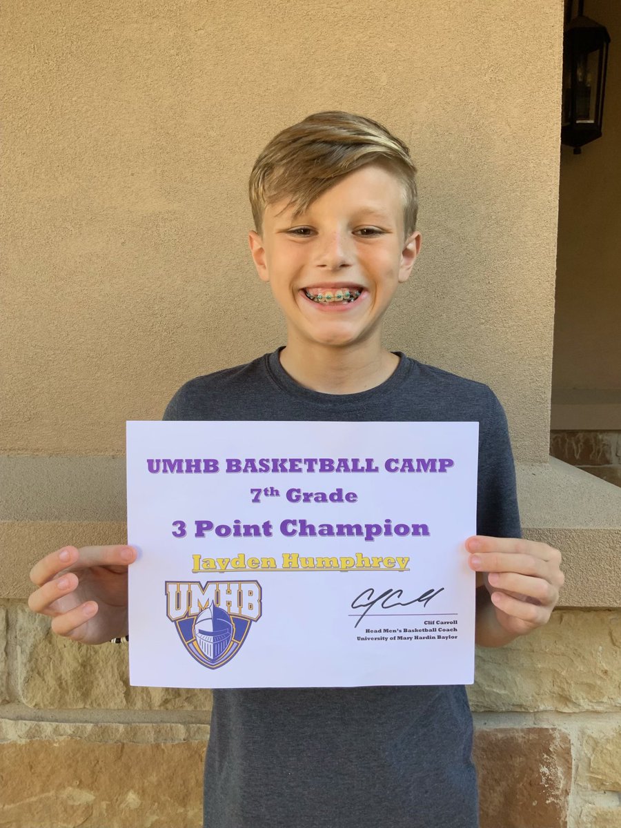 buckets2022's tweet photo. Congrats to Team Buckets player, Jay, on being 3 Point Champion at UMHB Basketball Camp! Keep grinding Jay!! #teambuckets #3pointchamp #umhbbasketballcamo #umhb #keepgrinding https://t.co/9Baf35QlIs