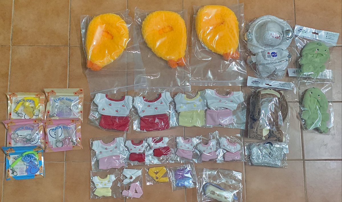 lemonhunShop's tweet photo. Tracking No. 5/6 =͟͟͞͞♡︎🧴꙳.യ
♡ ༘ ˊˎ -
ꔛ เช็ค Tracking Number
ꔛ กด “ ꒰ Tracking JUNE 65 ꒱ ”
✨✋🏻 https://t.co/6Q1T3AMp4P
ขอบคุณที่มาอุดหนุนนะคะ ได้รับสินค้าแล้วสามารถรีวิวได้ที่ #.Lemon_Review ขอบคุณค่ะ ˚ ༘♡
#Lemon_Tracking https://t.co/otOlsE0nvS