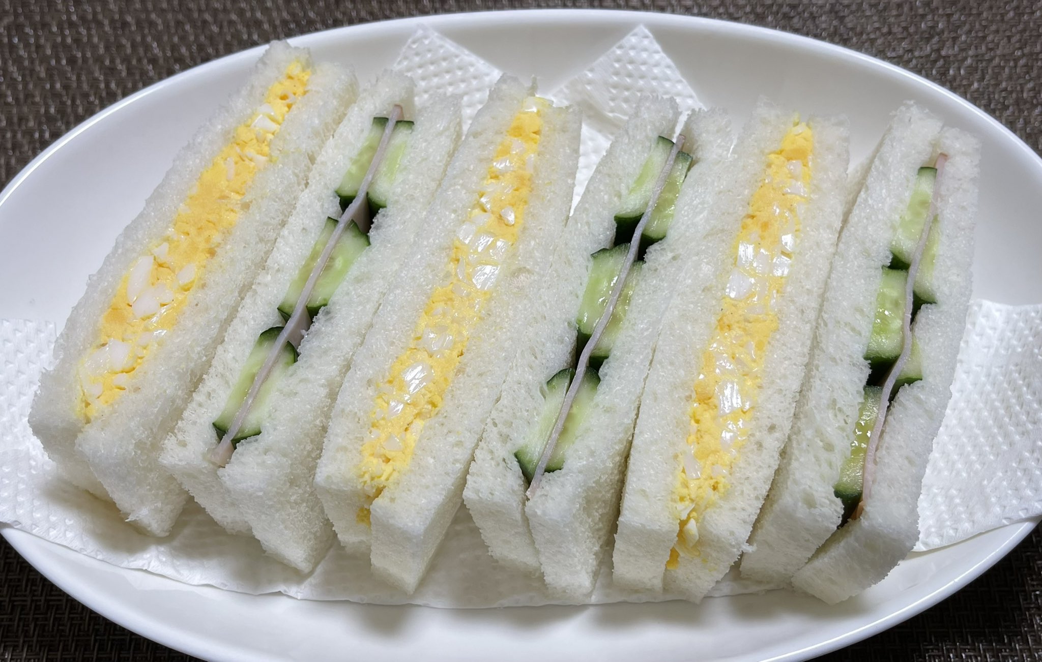 独身太郎 ランチしてみた ハムがペラペラやった たまごサンド 王道のたまごサンド ハムきゅうりサンド Delishkitchen サンドイッチ T Co Qbgjxvv9mo Twitter 独身太郎 ランチしてみた ハムがペラペラやった たまごサンド 王道のたまごサンド ハムきゅうりサンド Delishkitchen サンドイッチ T Co Qbgjxvv9mo Twitter