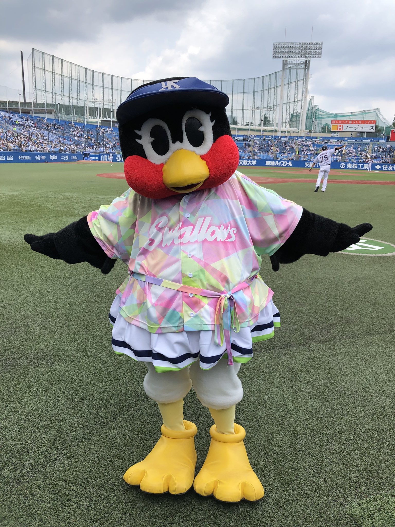 デポー ヤクルトスワローズ つばみマスコット sushitai.com.mx