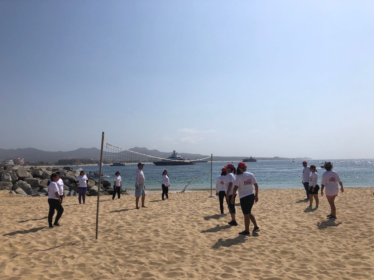 LosZofemat's tweet photo. El día de ayer,  personal de la Coordinación de ZOFEMAT Los Cabos en Cabo San Lucas , participó en torneo de Voleibol playero femenino  donde  participaron diversas dependencias. https://t.co/bdebLRacSO