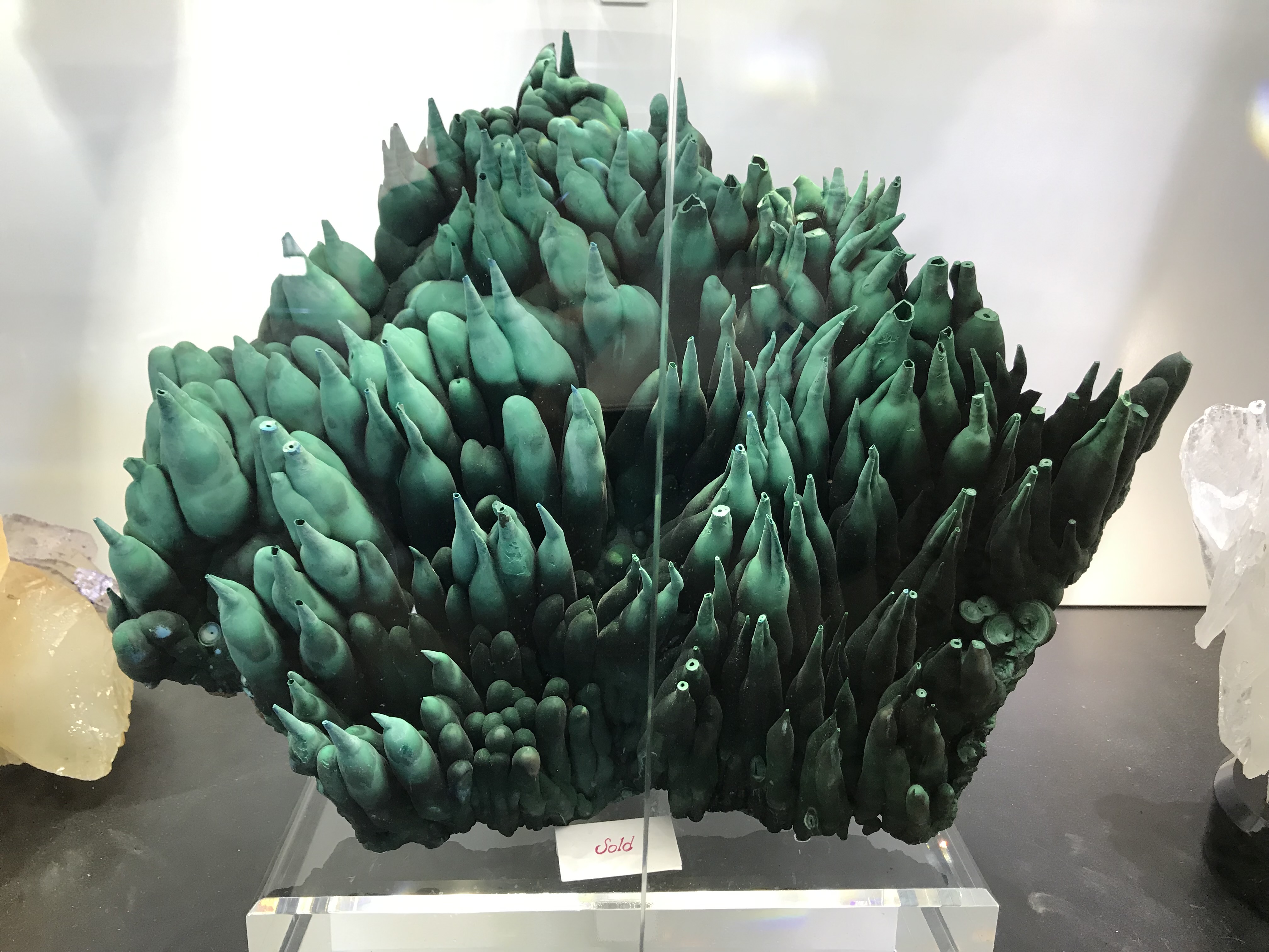 黒水晶　casa Brutus 鉱物特集　結晶体　レア希少　発掘　オブジェ 黒水晶 casa Brutus 鉱物特集 結晶体 レア希少 発掘 オブジェ