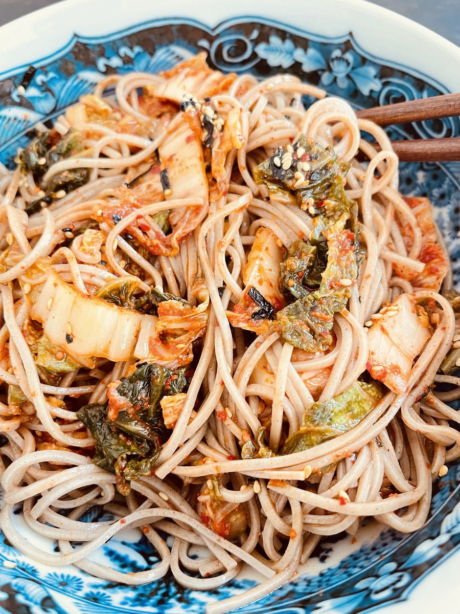 Jeannyu's tweet photo. Lunch special. Home cooked. https://t.co/9rAeqQXfzi
