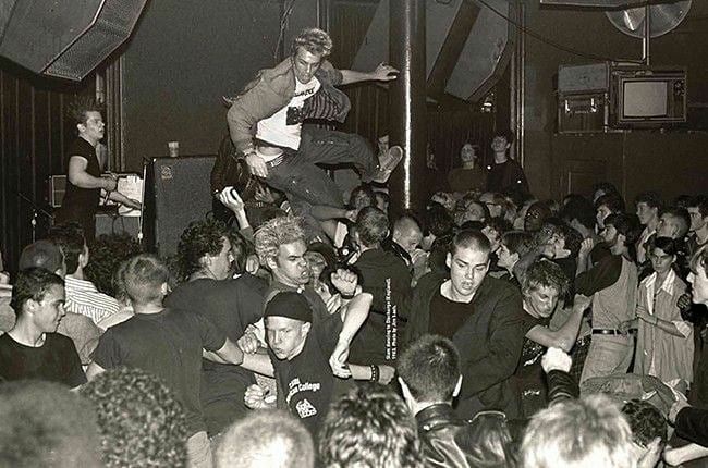 Punk audience slam dancing to Discharge at 9:30 club in Washington, DC in 1983. Photo by Jim Saah

#punk #punks #punkrock #hardcorepunkrock #discharge #history #punkrockhistory