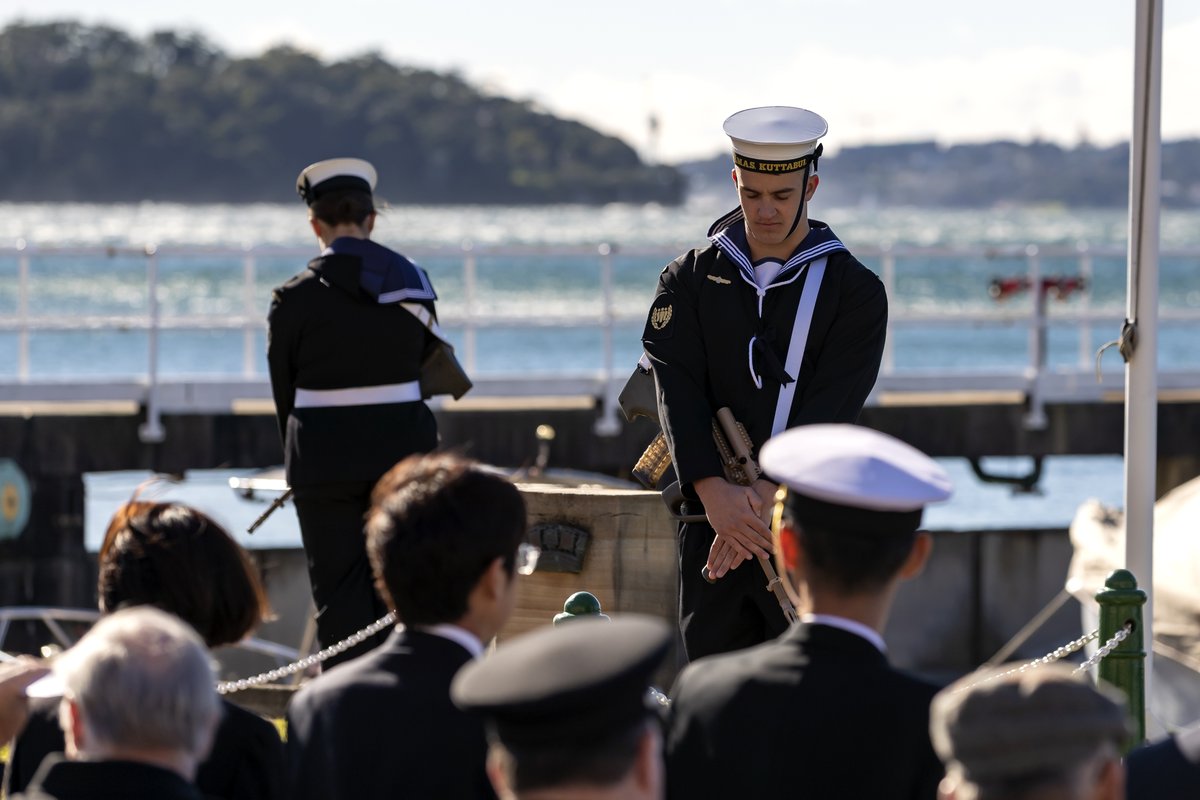 DefenceAust's tweet photo. A memorial service at #HMASKuttabul commemorated the 27 lives lost in an Imperial Japanese Navy midget submarine attack in Sydney Harbour in May 1942. ♥️ #LestWeForget
📖 https://t.co/3GgY2TIb5b
#AusNavy #YourADF https://t.co/sKPmotpyec