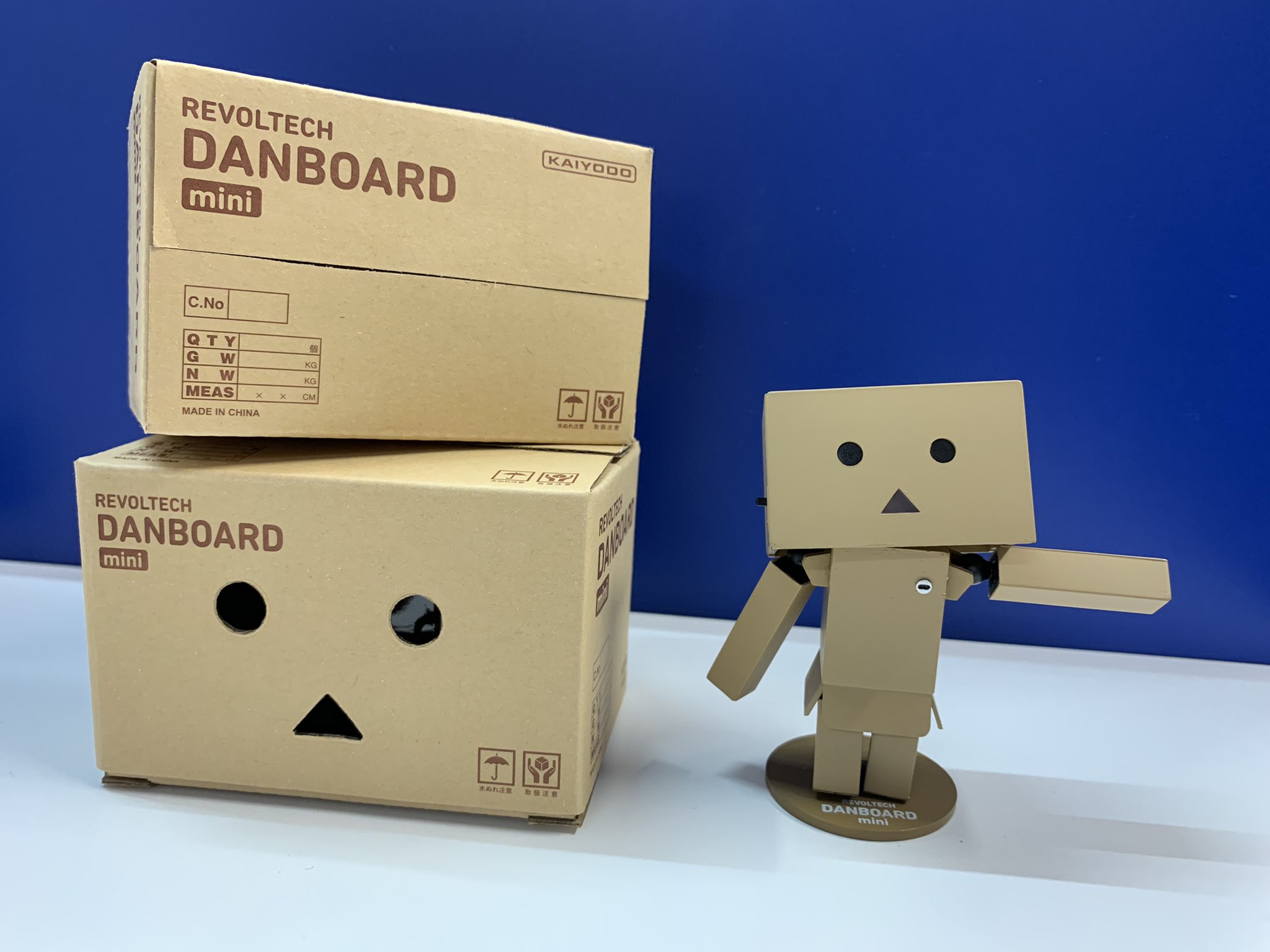 海洋堂ホビーロビー門真 シン ウルトラマン と交換でホビーロビー東京 Hobbylobbytokyo から ダンボー が再入荷しました ようこそ門真へ T Co 8uhdewrhht Twitter