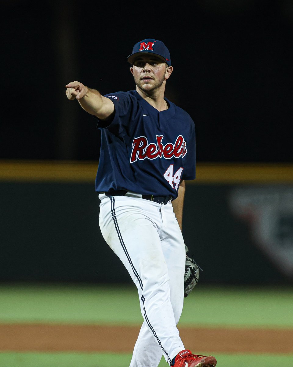 OleMissBSB's tweet photo. What a night from Loosh 👏

6 IP, 4 R, 5 H, 12 Ks

Let's finish this thing for him boys. https://t.co/D61wZNFp6x
