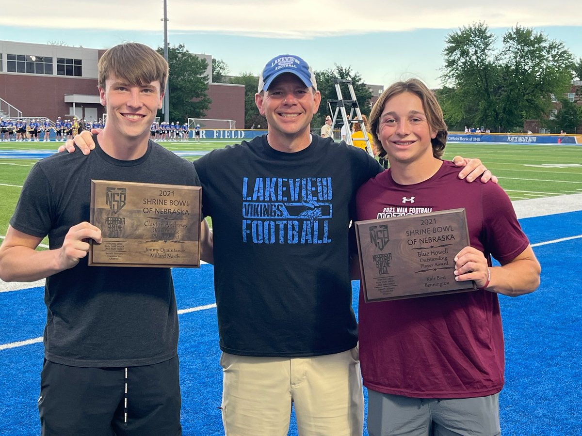 Congratulations ⁦<a href="/quaintancejimmy/">Jimmy Quaintance</a>⁩ and ⁦<a href="/KaleBird1/">Kale Bird</a>⁩! Both of these ⁦<a href="/MsideFootball/">Morningside University Football</a>⁩ players were recognized tonight at halftime of the ⁦<a href="/NEShrineBowl/">Nebraska Shrine Bowl</a>⁩ as the 2021 Shrine Bowl Defensive and Offensive players of the game! #northside #NSB63