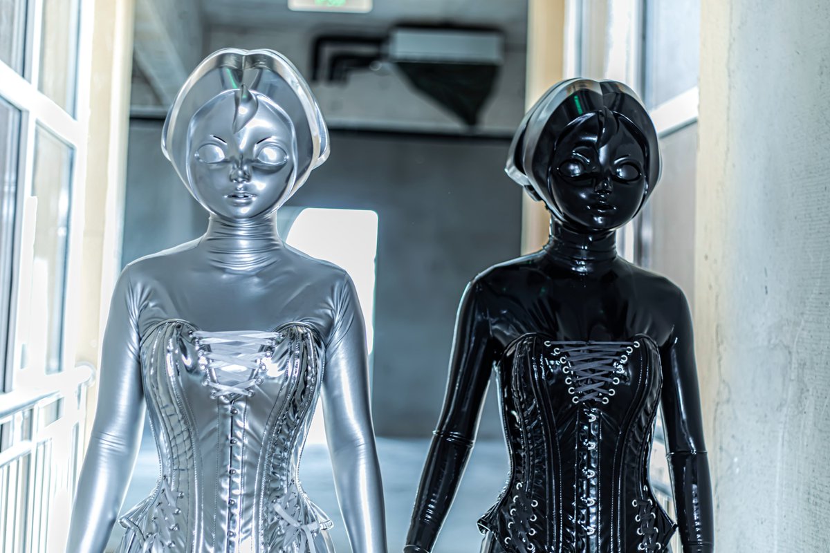 Black&amp;silver dolls.Long time no see.