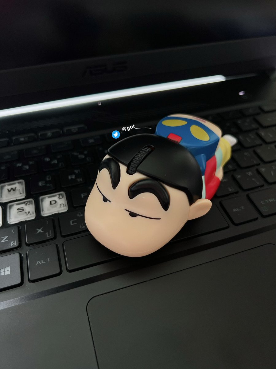 got_____'s tweet photo. ในที่สุดก็ได้น้องมาแล้ว ! น้องเป็นเมาส์ชินจังของจริงน่ารัก 3000% สีสันเข้มสดใสปังจริงตรงปก ใช้งานโอเคมากเลย เลื่อน ทวิตเตอร์ เฟสบุ๊ค แบบคิ้วท์ๆ 5555555 ส่วนตัวชอบมาก มาป้ายยาสำหรับคนที่ชอบของน่ารักๆ สามารถใช้งานได้จริง เดี๋ยวเราแปะพิกัดและวิดีโอการใช้งานรีวิวเพิ่มเติมให้ใต้นี้นะ https://t.co/i0QjyPDMuy